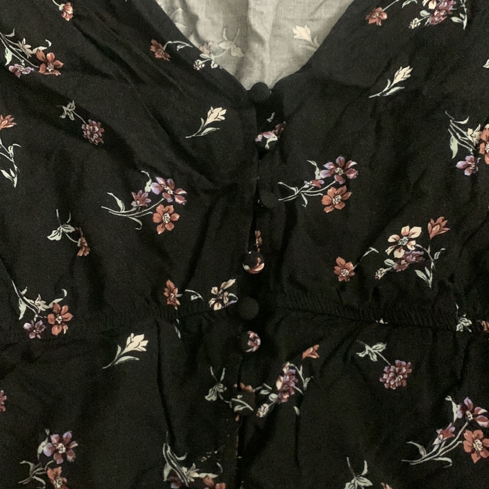 Mimi Chica Blouse, Size M *4 for $20* - Picture 3 of 4
